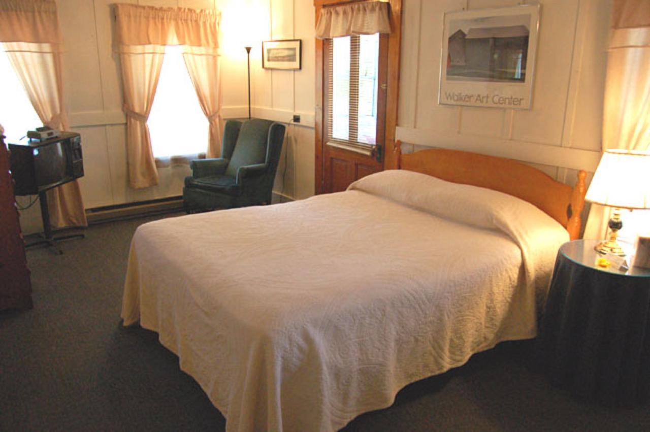 Sebago Lake Lodge & Cottages North Windham Exterior photo