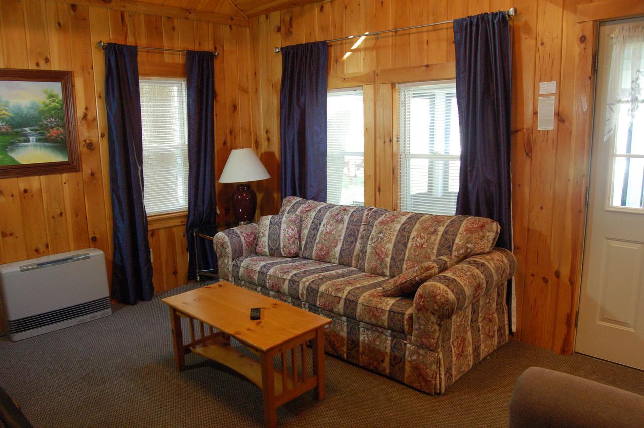Sebago Lake Lodge & Cottages North Windham Exterior photo