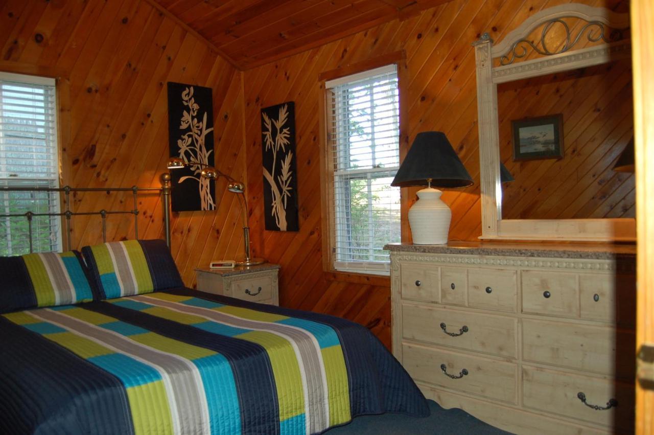 Sebago Lake Lodge & Cottages North Windham Exterior photo
